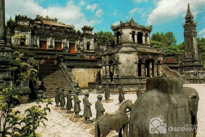 Khai Dinh Tomb Hue Palace Vietnam - Hue daily tours