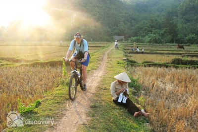 Cycling in Mai Chau Village - Short trip from Hanoi to Mai Chau