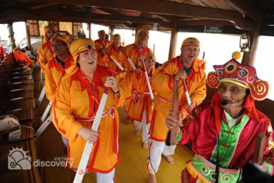 Ba Trao Singing Cultural Tour in Hoi An