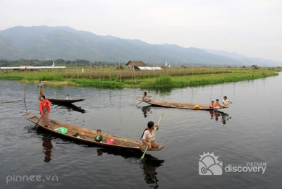 Local life on Inle Lake Myanmar Tours