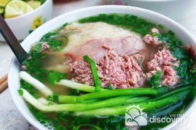 A bowl of Pho Bat Dan - Hanoi street food tour