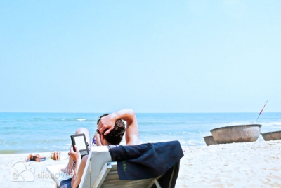 Relaxing on Cua Dai Beach - Vietnam Beach Holidays